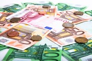 Европейский ЦБ обновляет денежные знаки. // strannik_fox, Shutterstock.com