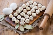 Алтай гордится своими пельменными традициями. // Nickola_Che, Shutterstock.com