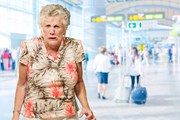 Бесплатная виза подразумевает платный ночлег в отеле. // Aaron Amat, Shutterstock.com