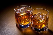Виски - визитная карточка Шотландии. // Zholobov Vadim, Shutterstock.com