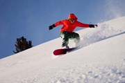Travel.ru выяснил, какие зимние курорты России наиболее доступны по стоимости отдыха. // Ipatov , shutterstock