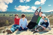 Куршская коса - популярное место отдыха на природе. // Ottochka, Shutterstock.com