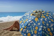 Сейчас зонты и шезлонги на Пхукете запрещены. // Zeljko Radojko, shutterstock