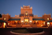 Отель расположен на берегу Индийского океана. // avanihotels.com