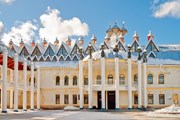 Воронеж ждет туристов. // kuzsvetlaya, Shutterstock.com