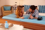 Туристам важен интернет в отеле. // StockLite, Shutterstock.com