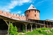 Туристы выбирают для кратких поездок Великий Новгород. // Viacheslav Lopatin, shutterstock.com