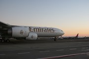 Самолет Emirates
