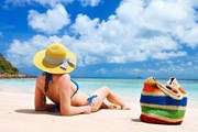 Туристы выбирают лучшие пляжные направления России и мира. // BlueOrange Studio, shutterstock