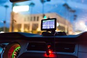 Не следует полагаться только на технологии. // mariakraynova, Shutterstock.com