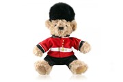 Плюшевых мишек шьют в Китае. // royalcollectionshop.co.uk