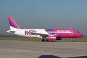 Самолет Wizzair // Travel.ru