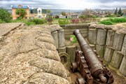 Экскурсии посвящены военной истории. // rtem, Shutterstock.com
