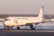 Самолет "Уральских авиалиний" // Travel.ru