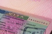 Визы в Казани и Перми - по новому адресу. // xdrew, Shutterstock.com