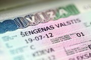 Биометрию на шенгенские визы введут в сентябре. // vita pakhai, Shutterstock.com