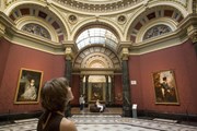Доступ в залы музея ограничен. // europe.org.uk