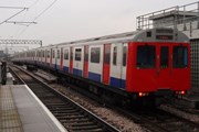 Поезд лондонского метро // Travel.ru
