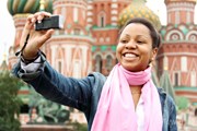 Туристам из большинства стран мира нужно оформлять визу в Россию. // Andrey Arkusha