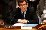 Жан-Морис Рипер заявил о желании Франции упростить визовый режим для россиян. // Keith Bedford, Reuters