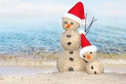Многие россияне с детьми поедут к морю на Новый год. // Alina G, shutterstock