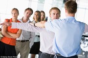 Какая одежда может вызвать интерес службы безопасности? // Alamy