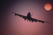 Авиатарифы повышаются вслед за ростом курса евро. // bikeriderlondo, shutterstock