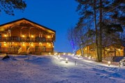 Комплекс "Три медведя" расположен в 120 км от Москвы. // Travel.ru