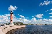Санкт-Петербург - лидер бронирований. // Valeri Potapova, shutterstock