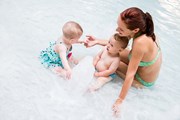 Россияне не могут без пляжного отдыха зимой. // Arina P Habich, shutterstock