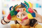 Отдых с детьми - не обязательно дорого. // Dejan Ristovski, shutterstock