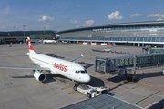 Самолет SWISS // Юрий Плохотниченко