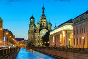 Санкт-Петербург - лидер рейтинга направлений на 23 февраля. // Viacheslav Lopatin, shutterstock