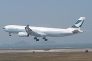 Самолет Cathay Pacific // Юрий Плохотниченко
