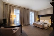 Номер в Crowne Plaza Borjomi // ihg.com