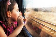Родителям не придется получать справки из школы до покупки билетов. // shutterstock.com