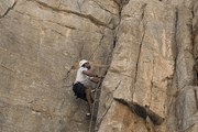 Эмират Рас-эль-Хайма подготовил трассы для любителей альпинизма. // jebeljais.ae