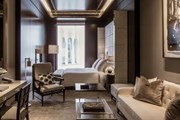 Номер в Four Seasons Hotel London at Ten Trinity Square // fourseasons.com