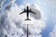 Авиабилеты станут дешевле на 2,3%. // Action Sports Photography, shutterstock