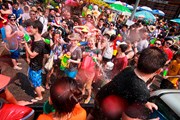 Сонгкран будут отмечать с 12 по 20 апреля. // thailand-news.ru