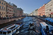 Прогулки по каналам - обязательная часть поездки в Санкт-Петербург для многих туристов. // piterguide.ru