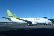 Самолет airBaltic // Юрий Плохотниченко