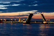 В Санкт-Петербурге завершилась навигация. // opeterburge.ru