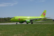 Самолет "Сибири" (S7 Airlines) // Юрий Плохотниченко