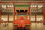 Во дворце Кёнбоккун // royalpalace.go.kr