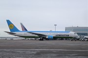 Самолет Uzbekistan Airways // Юрий Плохотниченко