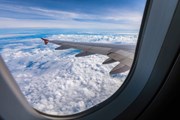 Авиатарифы останутся неизменными еще неделю. // Sarana Nakarat, Shutterstock