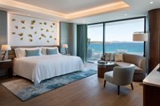 Номер в отеле Reges, a Luxury Collection Resort & Spa // marriott.com